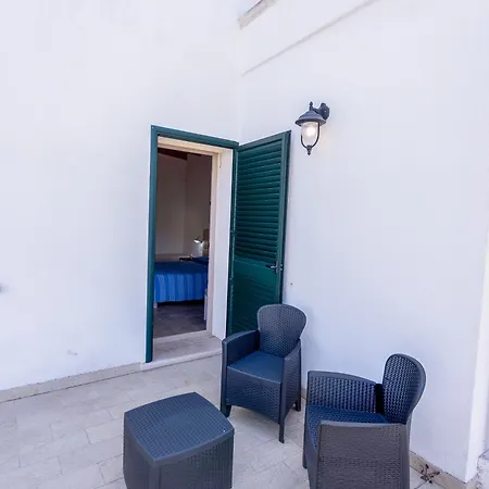 Bed & Breakfast Affittacamere Giardino Delle Zie-vicino Ospedale Cardinale Panico